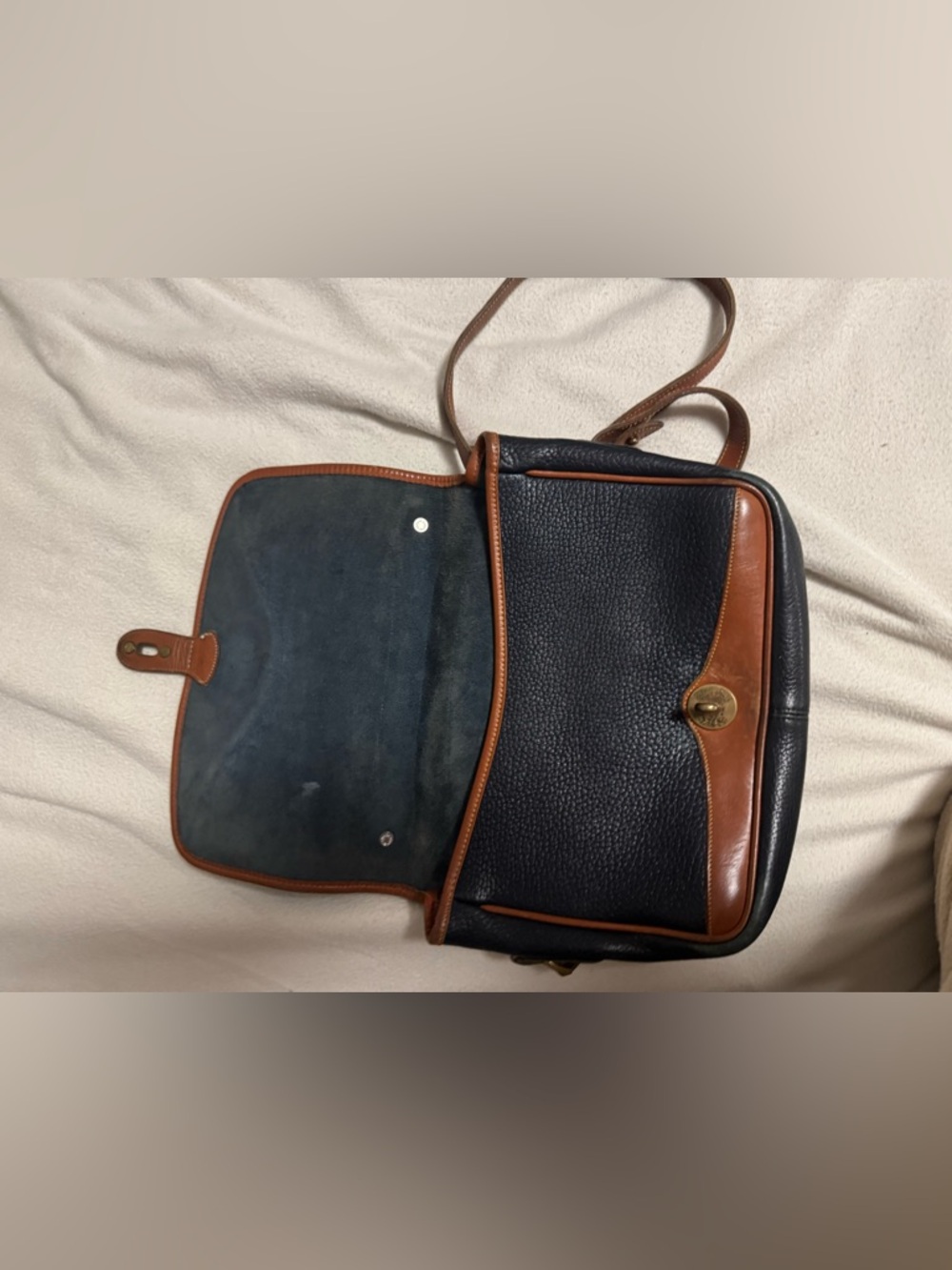 Vintage DOONEY & BOURKE Classic Two-Tone Black and Brown Leather Satchel - Picture 12 of 13